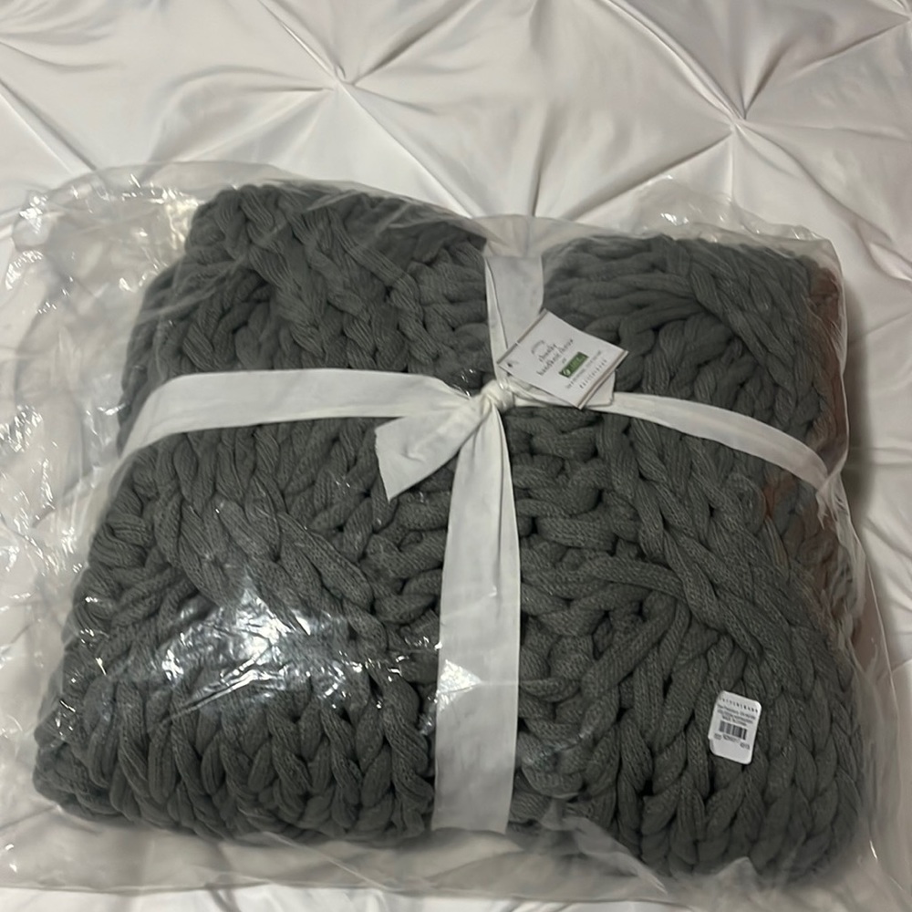 Pottery barn chunky hand knit throw